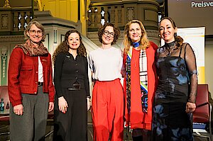 5 Frauen