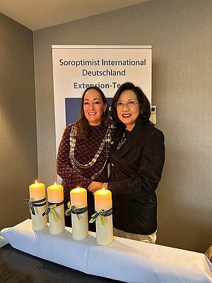 Bild: SID-Präsidentin Manuela Nitsche mit SI-Weltpräsidentin Siew Yong Gnanalingam